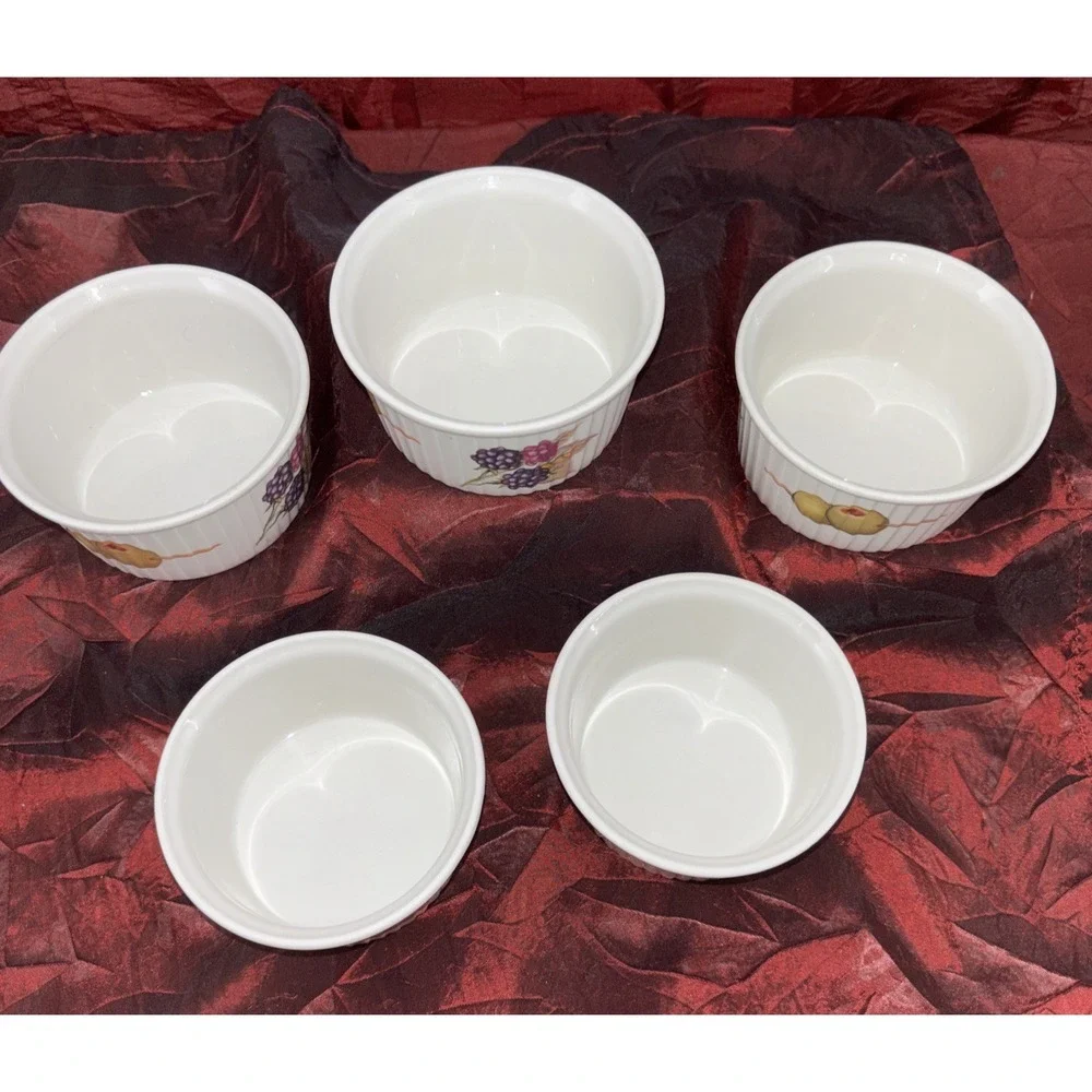 Royal Worcester Evesham Gold Ramekins (5) England Porcelain Berries Olives EUC
